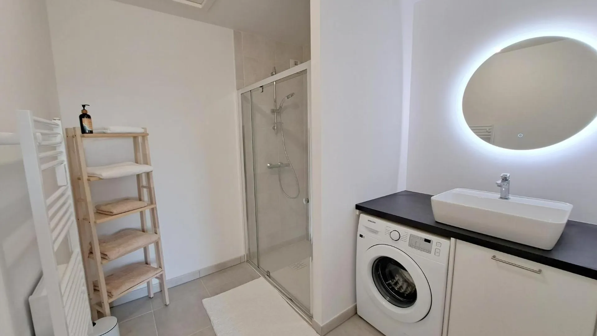 Aapartment, Sea View In The Distance And E-Bike Plouarzel 0*,  Γαλλία